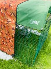 Omlet kippenhok ren en overkapping