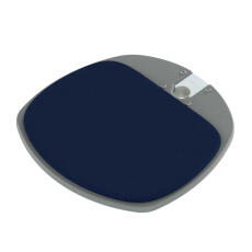 Outdoor platform van grijs plastic met blauw kussen accessoire voor het Omlet Freestyle kattenspeelsysteem