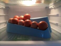 Een eierschans in de koelkast.