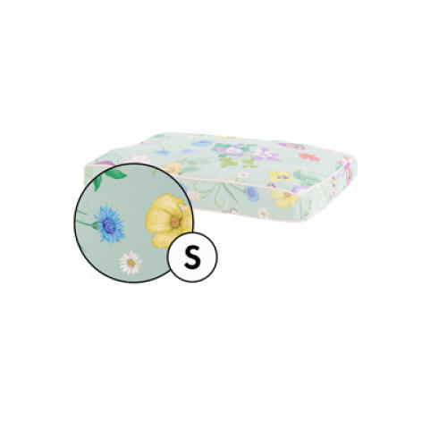 Klein kussen hondenbedovertrek in gardenia sage print van Omlet.